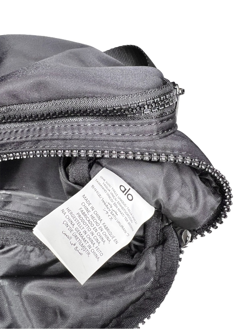 ALO Yoga Black Crossbody Belt Bag - Picture 6 of 6